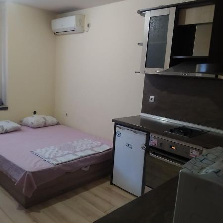 Apartmen Xan Malamir Varna Buitenkant foto