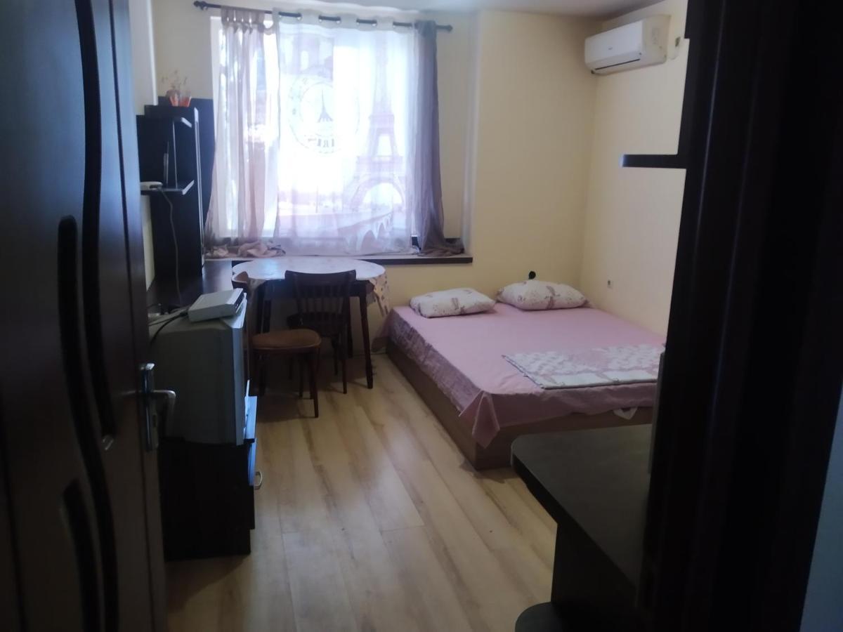 Apartmen Xan Malamir Varna Buitenkant foto