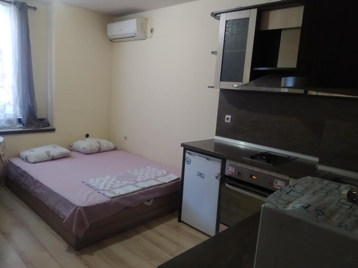Apartmen Xan Malamir Varna Buitenkant foto