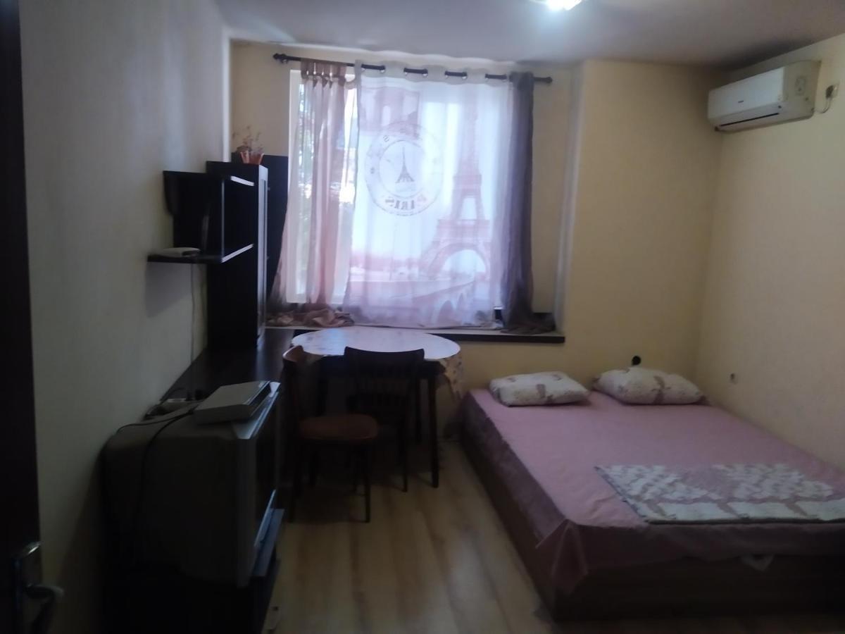 Apartmen Xan Malamir Varna Buitenkant foto