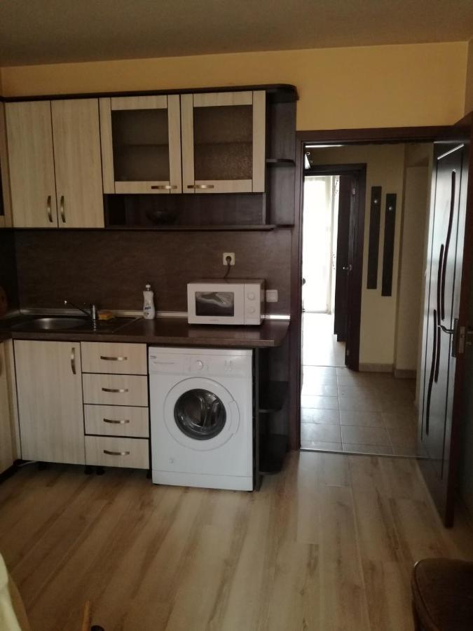 Apartmen Xan Malamir Varna Buitenkant foto