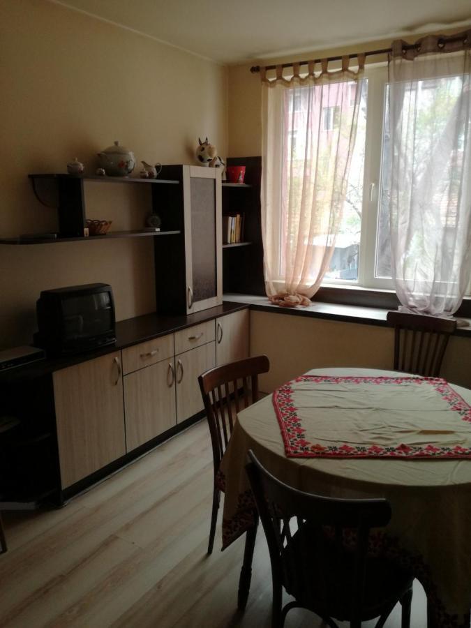 Apartmen Xan Malamir Varna Buitenkant foto